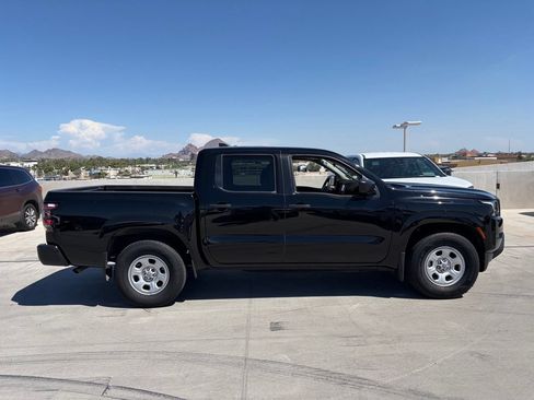 Used 2023 Nissan Frontier S w/ Technology Package RWD image 3