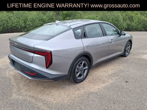 Used 2025 Kia K4 FWD image 8