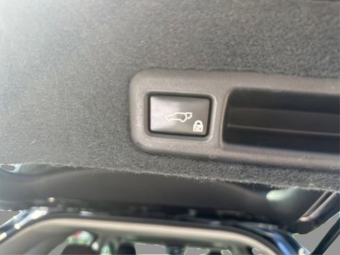 Used 2018 Lexus RX 350 AWD w/ Premium Package image 39