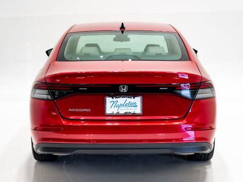 Used 2025 Honda Accord SE image 25