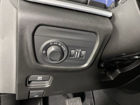 New 2025 Jeep Grand Cherokee L Laredo w/ Luxury Tech Group I image 22