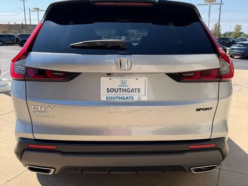 Used 2025 Honda CR-V Sport-L image 3