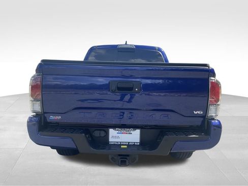 Used 2022 Toyota Tacoma Limited RWD image 6