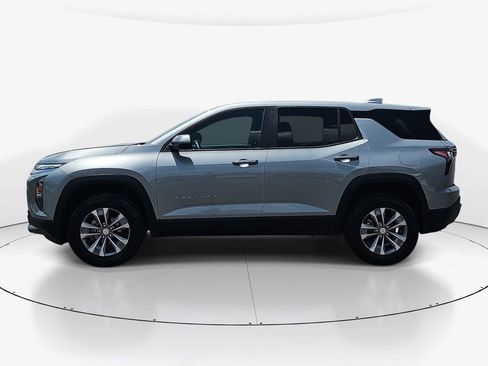 Used 2025 Chevrolet Equinox LT FWD image 10