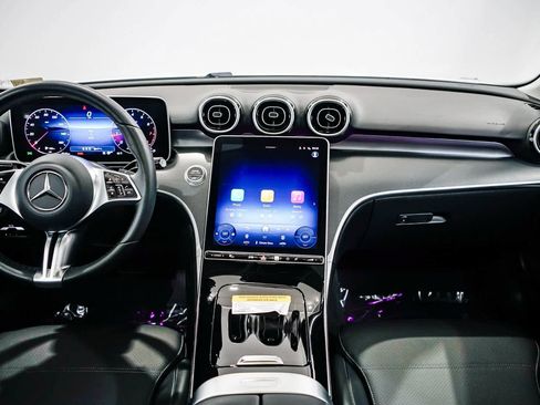 Used 2025 Mercedes-Benz C 300 Sedan image 12