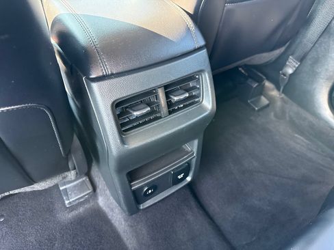 Used 2024 Ford Edge SEL w/ Convenience Package AWD/4WD image 18