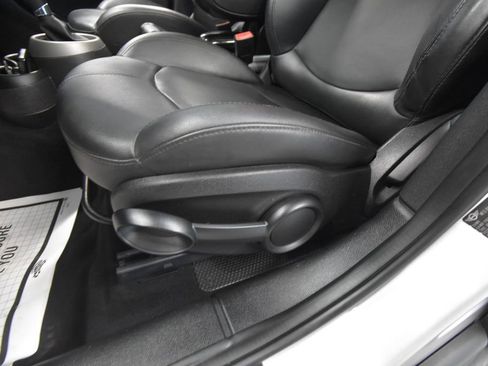 Used 2011 MINI Cooper Countryman S image 5