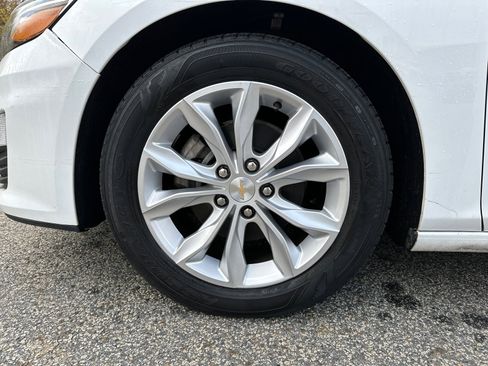 Used 2023 Chevrolet Malibu LT image 11