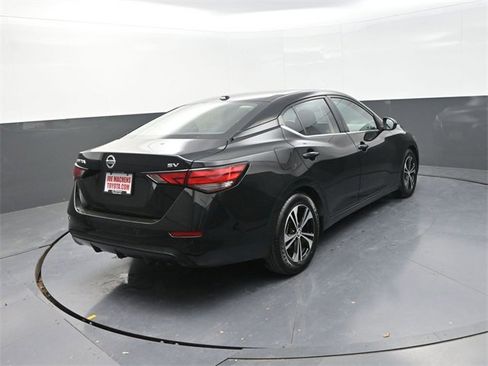 Used 2023 Nissan Sentra SV image 7