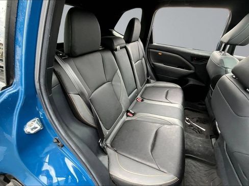 Used 2026 Subaru Forester Wilderness w/ Wilderness Plus Package AWD/4WD image 25