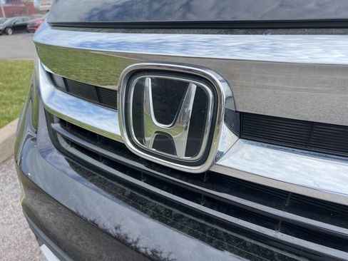 Used 2022 Honda Pilot Touring image 10