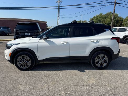 Used 2024 Kia Seltos S AWD/4WD image 5