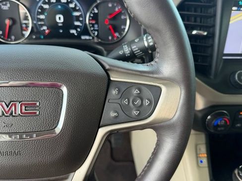 Used 2019 GMC Acadia Denali w/ Technology Package FWD image 22