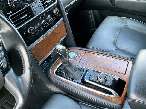 Used 2023 Nissan Armada SL w/ Captain's Chairs Package RWD image 16