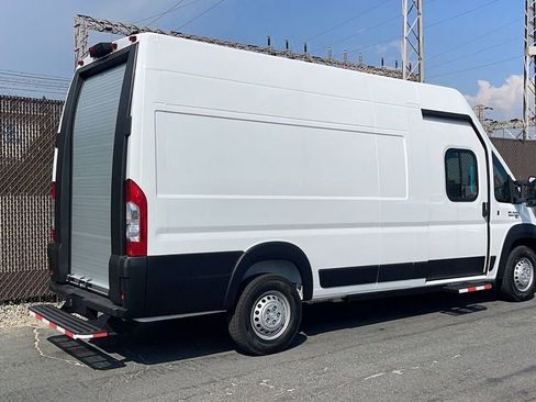 New 2024 RAM ProMaster 3500 w/ Delivery Van Package image 3