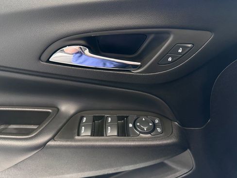 Certified 2024 Chevrolet Equinox LT AWD/4WD image 23