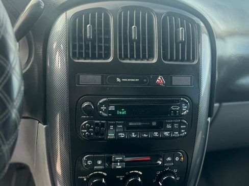 Used 2007 Dodge Grand Caravan SXT image 14