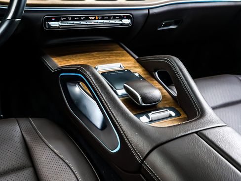 Used 2022 Mercedes-Benz GLE 450 4MATIC image 7