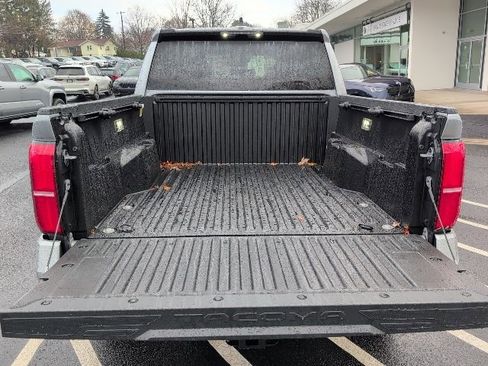 New 2025 Toyota Tacoma SR5 image 27