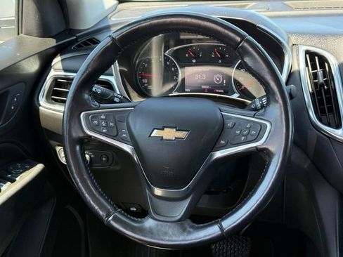 Used 2021 Chevrolet Equinox LT FWD image 12
