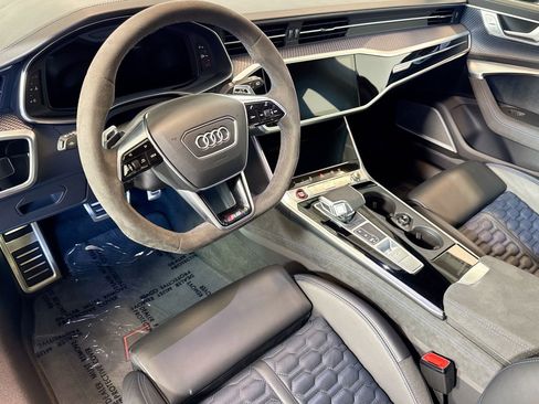 Used 2024 Audi RS 6 performance w/ Matte Carbon Package image 9