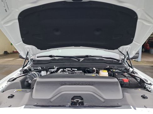 New 2026 RAM 2500 Tradesman AWD/4WD image 27