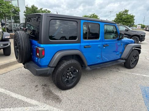 Used 2024 Jeep Wrangler Unlimited Sport AWD/4WD image 25