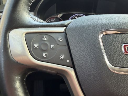 Used 2020 GMC Acadia Denali w/ Trailering Package image 29