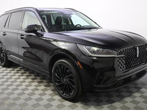 New 2026 Lincoln Aviator Reserve w/ Jet Appearance Package AWD/4WD image 8