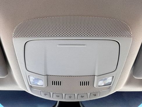 Used 2020 Ford Edge SEL AWD/4WD image 29