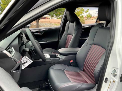 Certified 2025 Toyota RAV4 XSE image 7