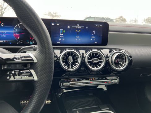 Certified 2024 Mercedes-Benz CLA 250 image 31