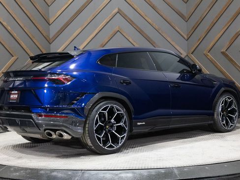 Used 2024 Lamborghini Urus Performante image 11
