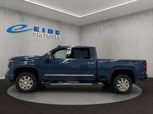 New 2026 Chevrolet Silverado 2500 High Country w/ Z71 Off-Road Package image 6