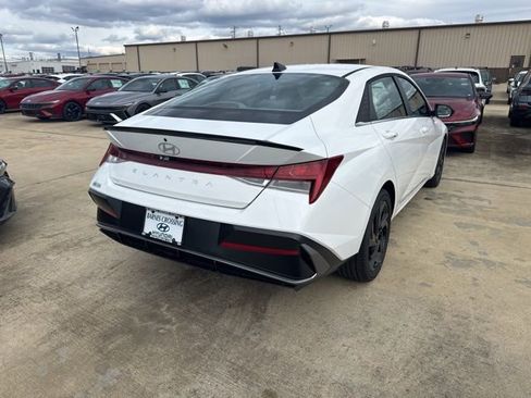 New 2026 Hyundai Elantra SEL Sport image 3