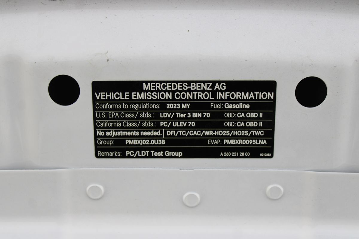 Used 2023 Mercedes-Benz GLB 250 image 32