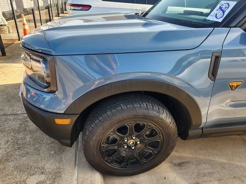 Used 2025 Ford Bronco Sport Badlands AWD/4WD image 7