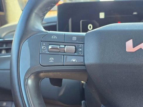 Certified 2024 Kia EV9 GT-Line AWD/4WD image 37