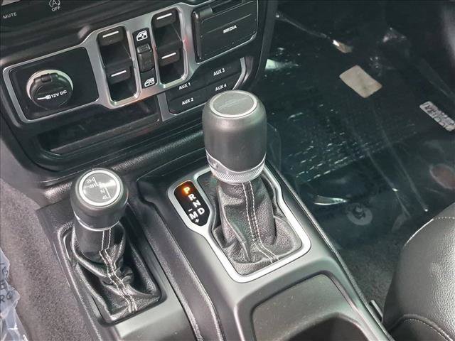 Used 2020 Jeep Gladiator Overland AWD/4WD image 12