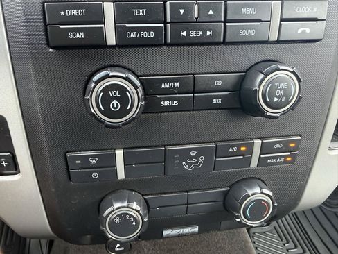 Used 2011 Ford F150 XLT w/ XLT Chrome Pkg AWD/4WD image 11
