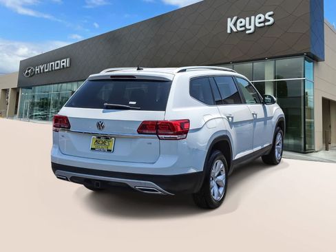 Used 2019 Volkswagen Atlas SE w/ Towing Package FWD image 4