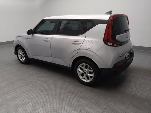 Used 2021 Kia Soul S FWD image 3