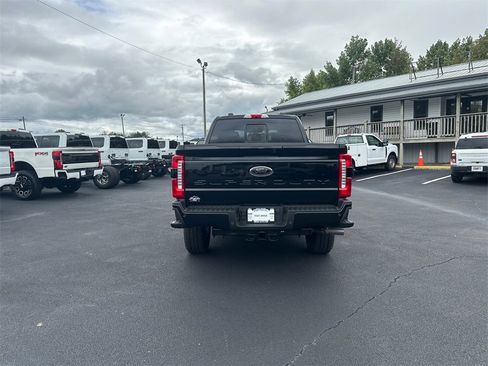 New 2026 Ford F250 Lariat w/ Black Appearance Package image 6