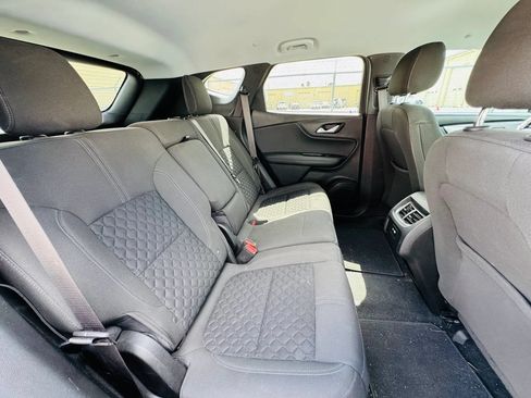 Used 2019 Chevrolet Blazer LT FWD image 9