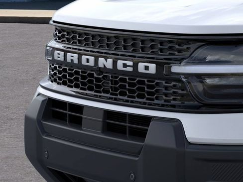 New 2026 Ford Bronco Sport Outer Banks w/ Outer Banks Tech Package+ AWD/4WD image 17