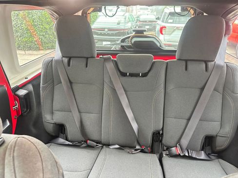 Used 2025 Jeep Wrangler Sport S image 38