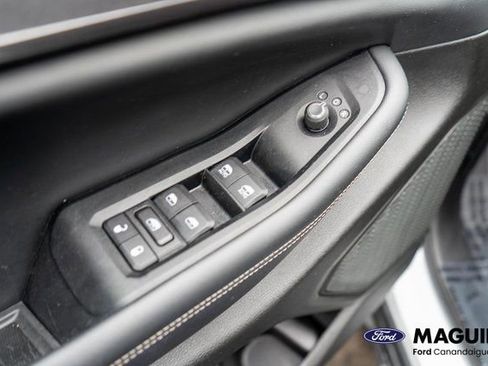 Used 2023 Jeep Grand Cherokee L Laredo w/ Luxury Tech Group I AWD/4WD image 14