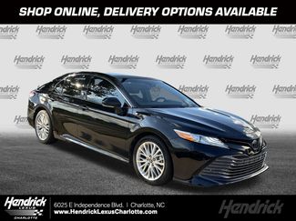 Used 2018 Toyota Camry XLE image 1