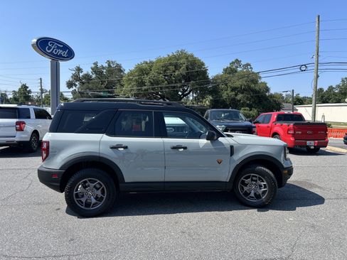 Used 2024 Ford Bronco Sport Badlands AWD/4WD image 8