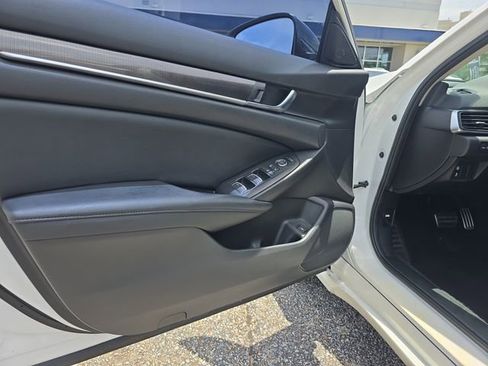 Used 2021 Honda Accord Sport Special Edition image 18